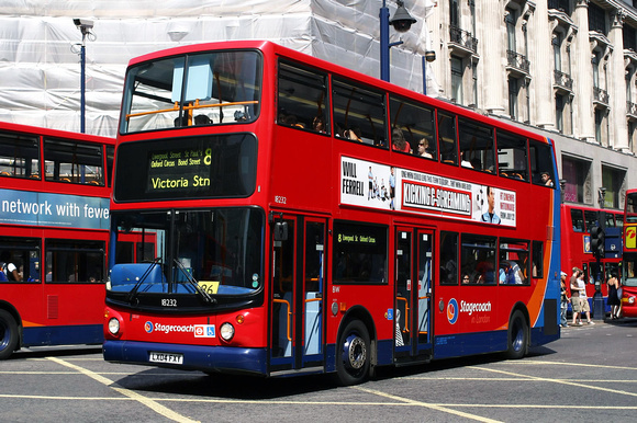 Route 8, Stagecoach London 18232, LX04FXY