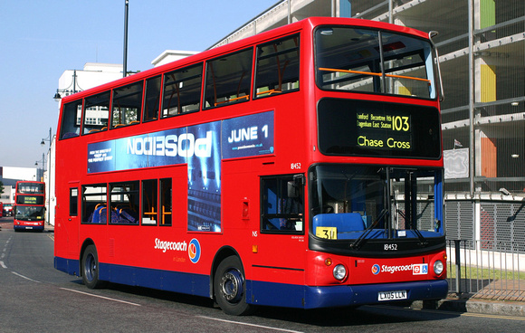 Route 103, Stagecoach London 18452, LX05LLN, Romford