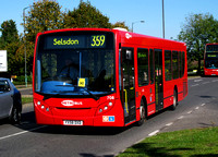 Route 359, Metrobus 708, YX58DXD, Addington Village