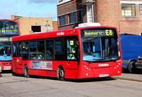 Route E8, Metroline, DE1000, LK09EOB, Brentford