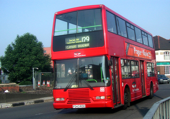 Route 129, East Thames Buses 343, P343ROO, Gants Hill