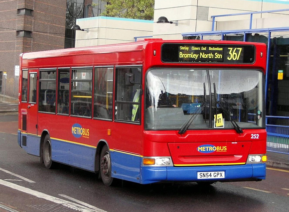 Route 367, Metrobus 252, SN54GPX, Croydon