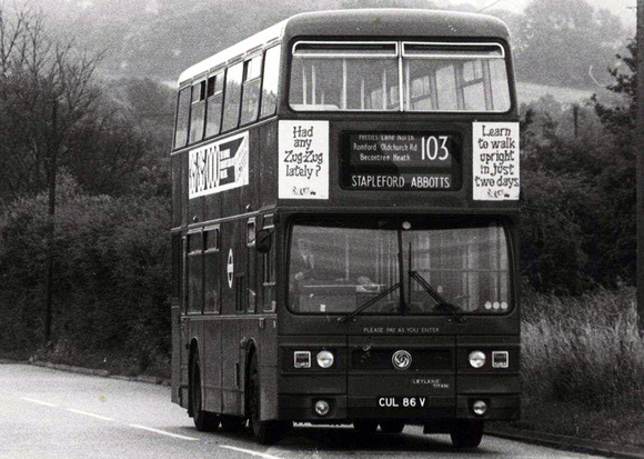Route 103, London Transport, T86, CUL86V