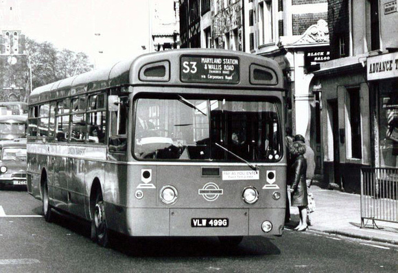 Route S3, London Transport, MBS499, VLW499G