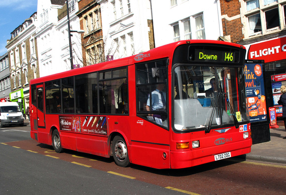 Route 146, Metrobus 137, LT02ZDG, Bromley South