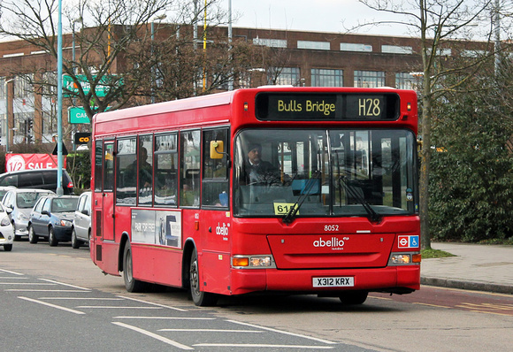 Route H28, Abellio London 8052, X312KRX, Syon Lane Station