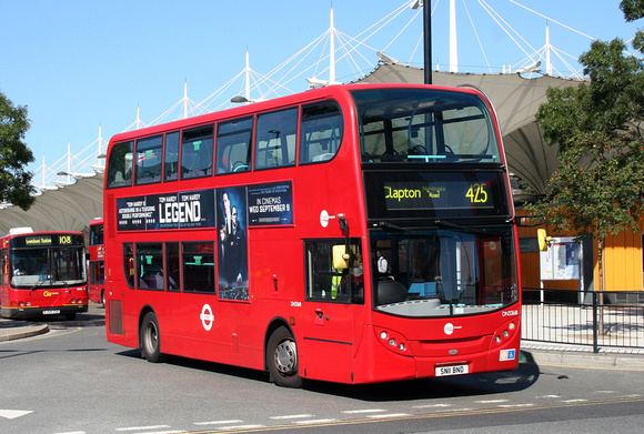 Route 425, Tower Transit, DN33618, SN11BND, Stratford