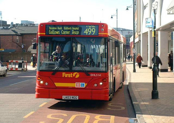 Route 499, First London, DHL514, LK03NGG, Romford