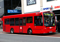Route 352, Metrobus 183, YX62DZN, Bromley