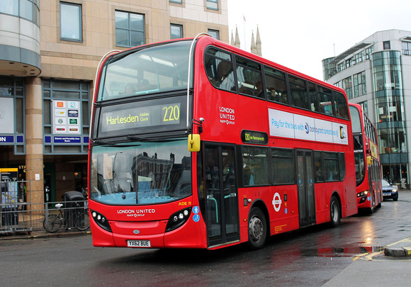 Route 220, London United RATP, ADE71, YX62BUE, Hammersmith