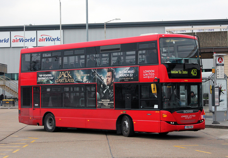 London Bus Routes Route 423 Heathrow Teminal 5 Hounslow Bus