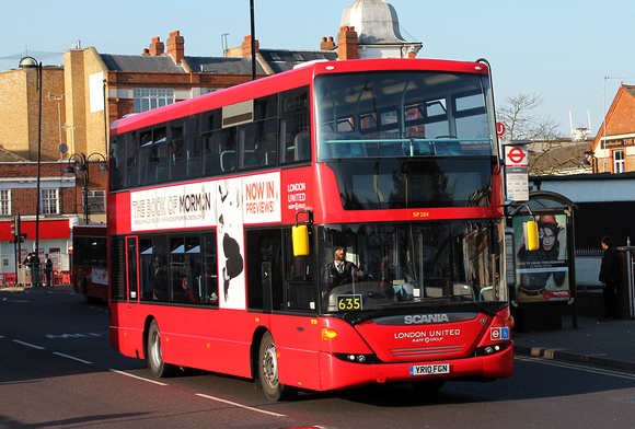 Route 635, London United, SP204, YR10FGN, Hounslow