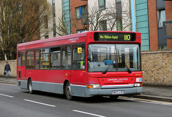 Route 110,  London United RATP, DPS682, SN03LDZ, West Middlesex Hospital