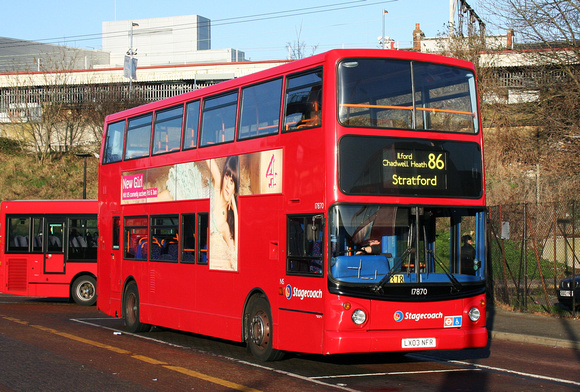 Route 86, Stagecoach London 17870, LX03NFR, Romford Station