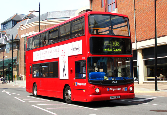 Route 208, Stagecoach London 17441, Y441NHK, Bromley