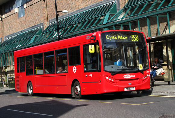 Route 358, Metrobus 753, YX13AGZ, Bromley