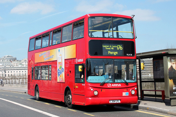 Route 176, Arriva London, VLA56, LJ04LFL, Waterloo Bridge