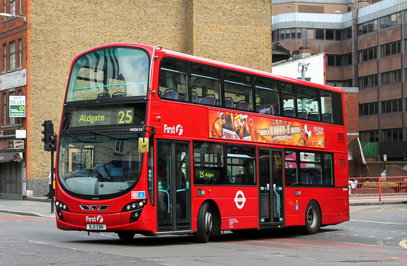 Route 25, First London, VN36165, BJ11EBN, Aldgate