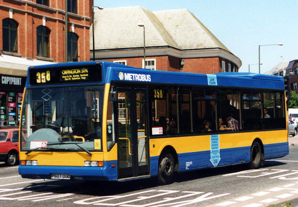 Route 358, Metrobus 507, P507OUG, Bromley