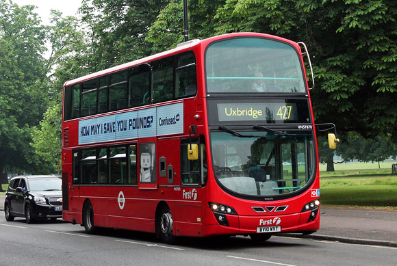 Route 427, First London, VN37870, BV10WVT, Ealing Common