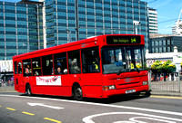 Route 64, Metrobus 211, SN03WLZ, East Croydon