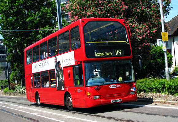Route 119, Metrobus 437, YV03PZG, Croydon