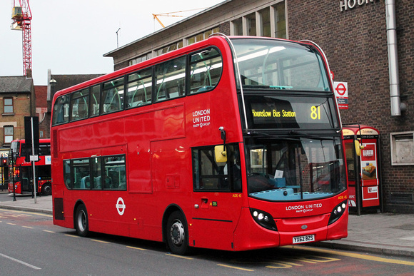 Route 81, London United RATP, ADE45, YX62BZS, Hounslow Bus Station