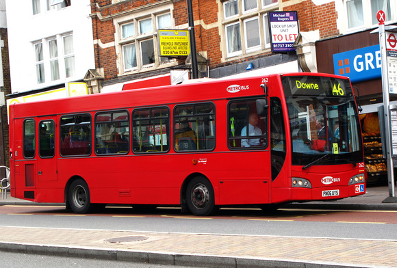 Route 146, Metrobus 262, PN06UYS, Bromley South