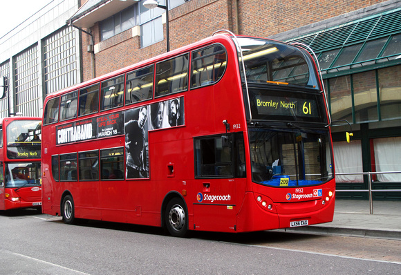 Route 61, Stagecoach London 19132, LX56EAG, Bromley