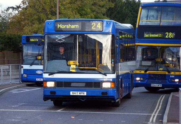 Route 24, Metrobus 117, N417MPN, Crawley