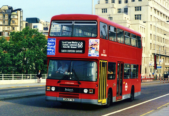 Route 68, South London Buses, L156, D156FYM, Waterloo Bridge