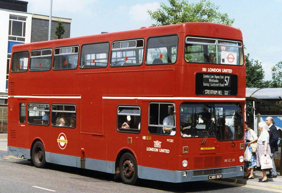 Route 57, London United, M1381, C381BUV, Kingston