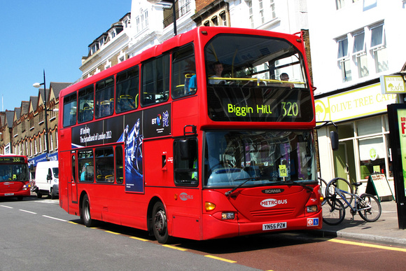 Route 320, Metrobus 915, YN55PZW, Bromley