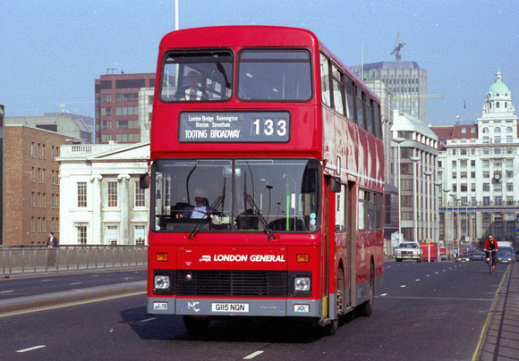 Route 133, London General, VC15, G115NGN, London Bridge