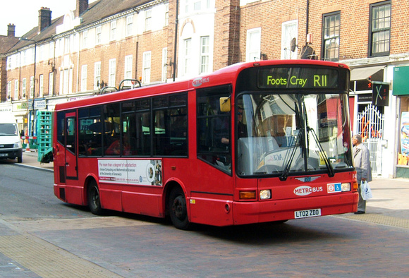 Route R11, Metrobus 140, LT02ZDO, Orpington