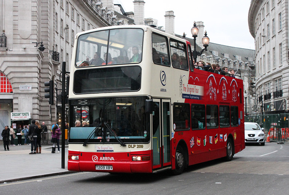Arriva Sightseeing, DLP209, T209XBV, Piccadilly Circus