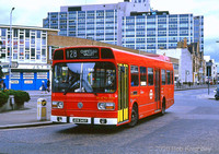 Route 12B, London Transport, LS340, AYR340T, Croydon