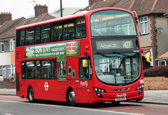 Route 427, First London, VN37885, BV10WVO, Ealing Hospital