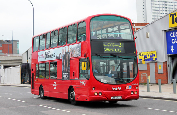 Route 31, First London, VNW32401, LK04HXL, White City