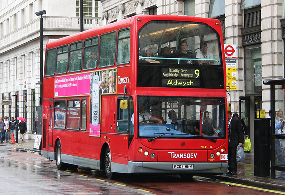 Route 9, Transdev, VLE17, PG04WHW, Piccadilly
