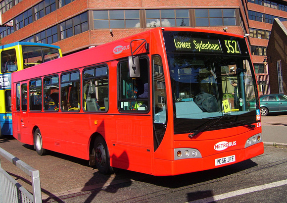 Route 352, Metrobus 231, PO56JFF, Bromley