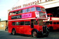Route 10A, London Transport, RT1352, KXW451, Leyton Garage