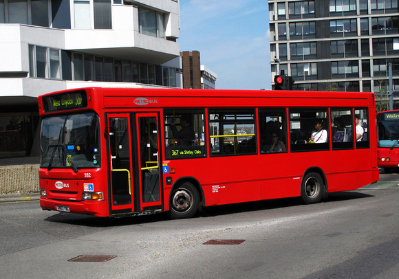 Route 367, Metrobus 282, SN03YBZ, Croydon
