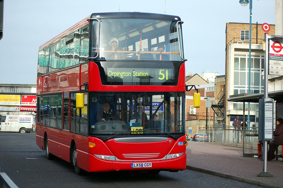 Route 51, Selkent ELBG 15036, LX58CGY, Woolwich