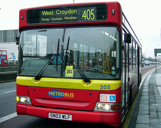 Route 405, Metrobus 205, SN03WLF, Croydon