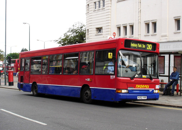 Route 210, Thorpes, DLF88, KU52YKR, Golders Green