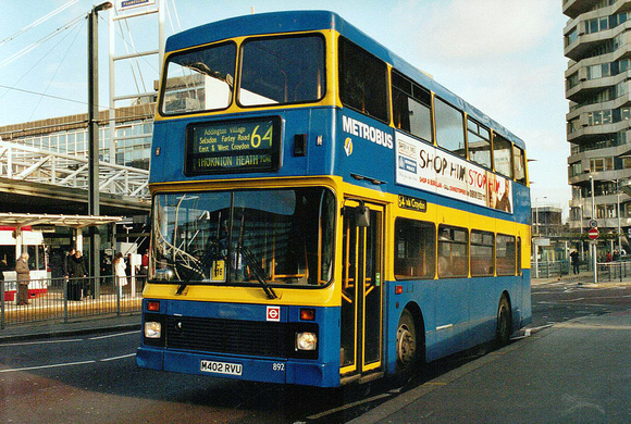 Route 64, Metrobus 892, M402RVU, East Croydon