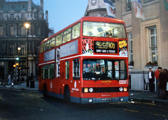 Route N70, London Central, T937, A937SYE, Trafalgar Square