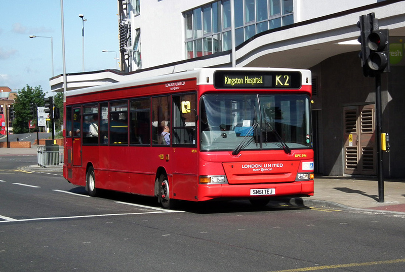 London Bus Routes | Route K2: Hook - Kingston Hospital