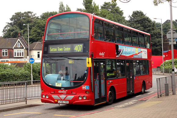 Route 407, Abellio London 9071, LF06YRD, Purley